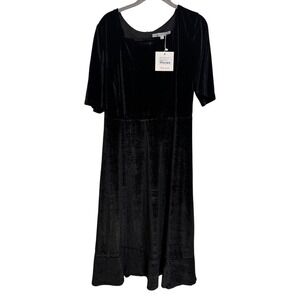 NEW Velvet Midi Dress Women's Size L Black Short sleeve Whimsigoth Minimalist